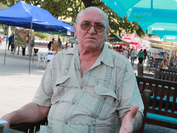 Jesu li živi ljudi iz albuma izgubljenog prije 25 godina na putu iz Srebrenice