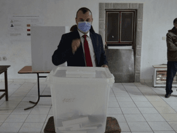 Ko u Srebrenici i Doboju odbacije odluku CiK-a?