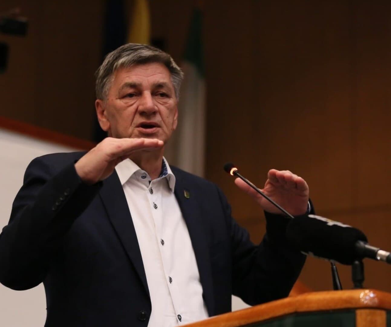 Kasumović: Nikada ne bih prihvatio Vučićeve vakcine - slika 1