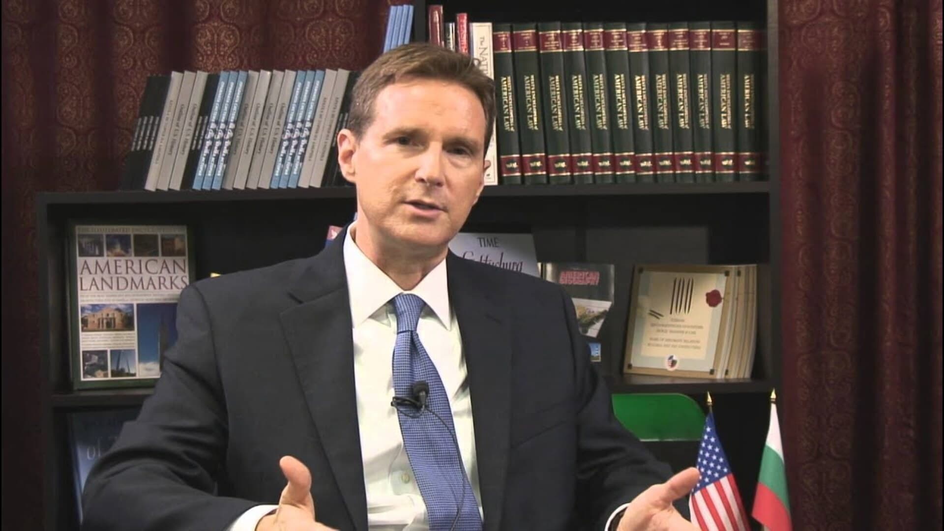 Moore: Bit će jako puno ljudi iz BiH na američkoj "crnoj listi"  - slika 1