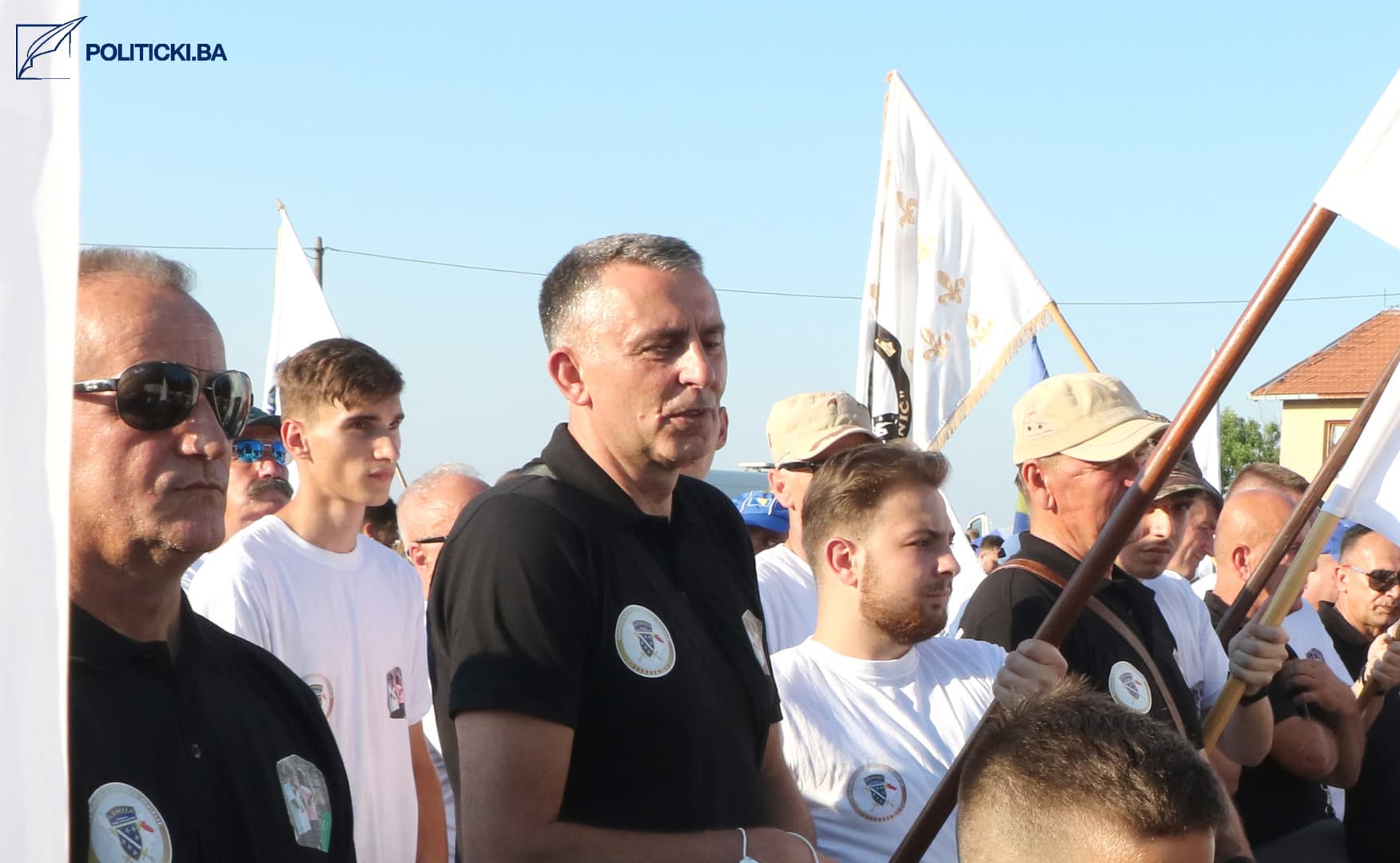 Vejiz Šabić: Krči motorola, velim ljudima ovo je moj brat Velid, a oni mi ne vjeruju  - slika 1