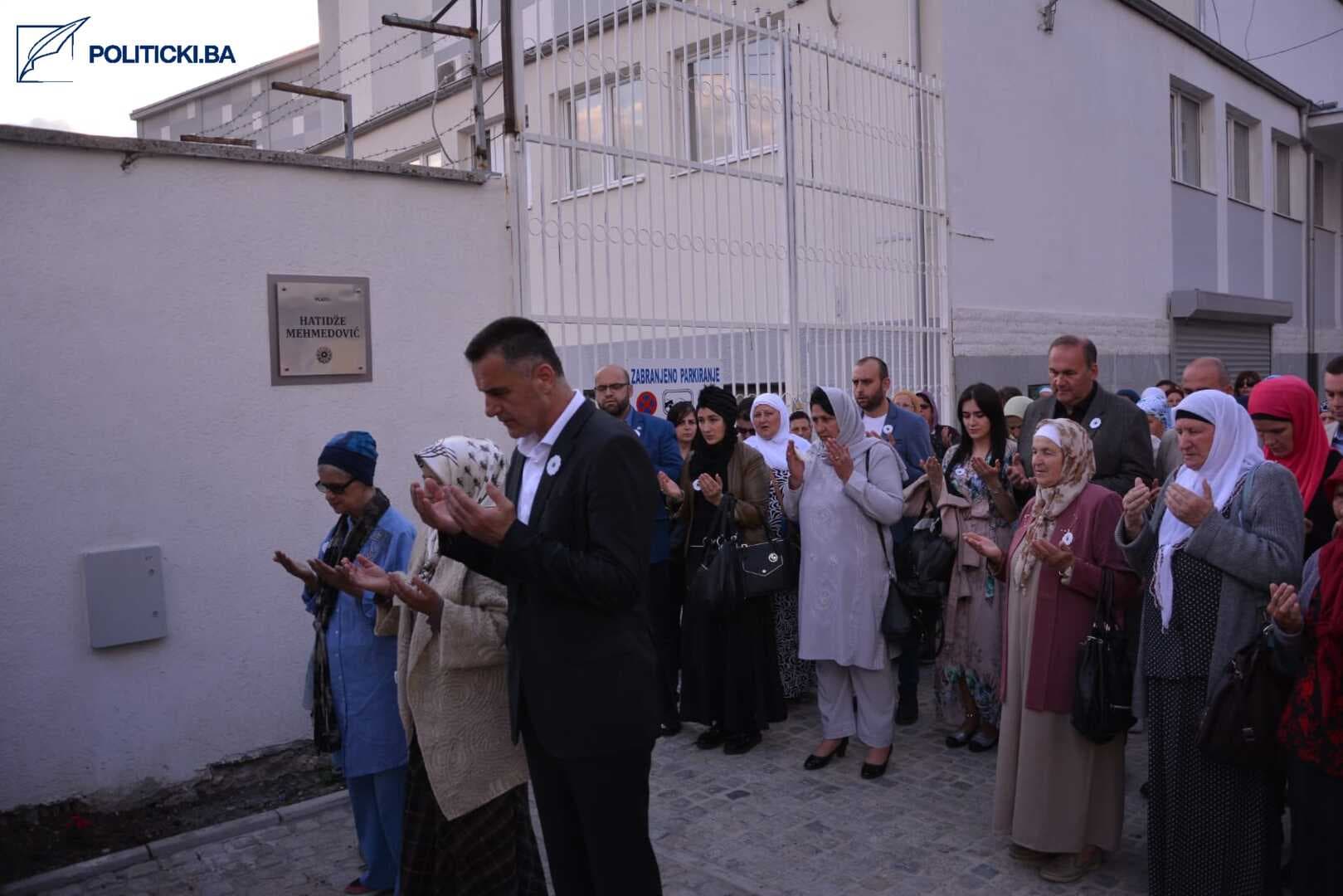Navršilo se tri godine od smrti majke Hatidže Mehmedović. Zvali smo je Majka hrabrost - slika 5