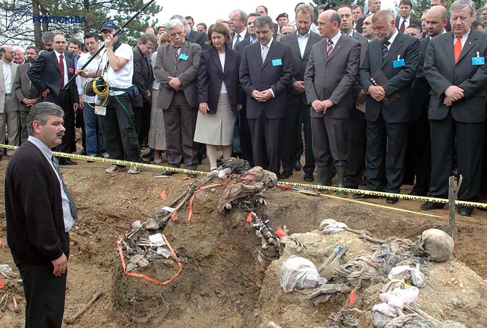 Prvi put s Amorom na grobnici - slika 1