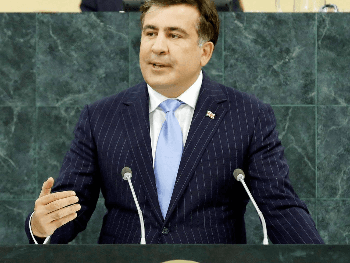 Bivši predsjednik Saakashvili uhapšen po povratku u Gruziju nakon osam godina