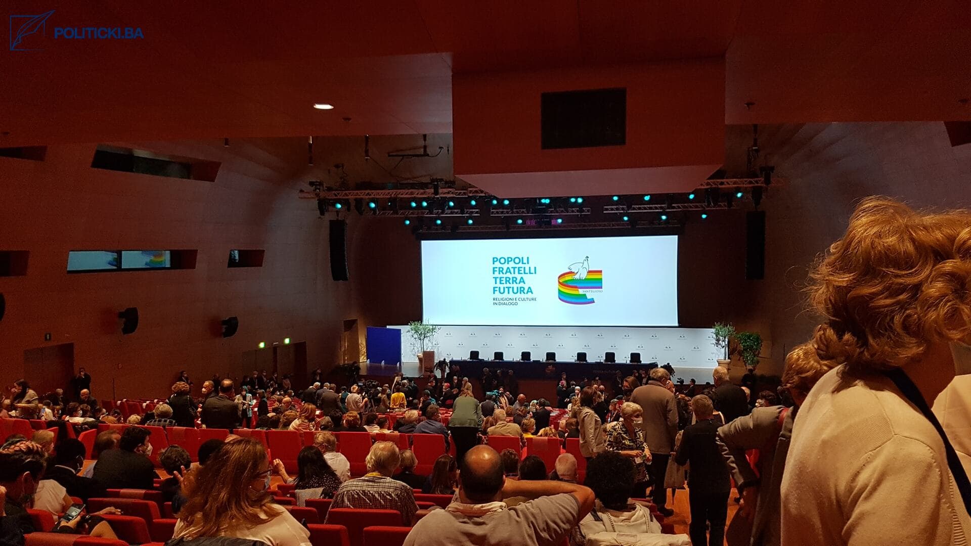 Emotivno obraćanje Zije Ribića na Međureligijskoj molitvi za mir u Rimu - slika 4