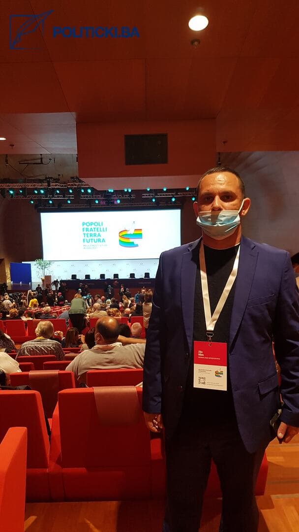 Emotivno obraćanje Zije Ribića na Međureligijskoj molitvi za mir u Rimu - slika 2