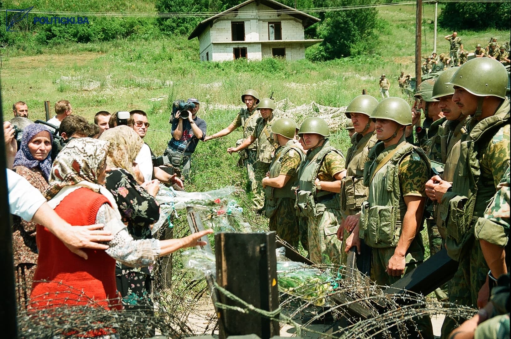 Kad te Rusi brane! - slika 1