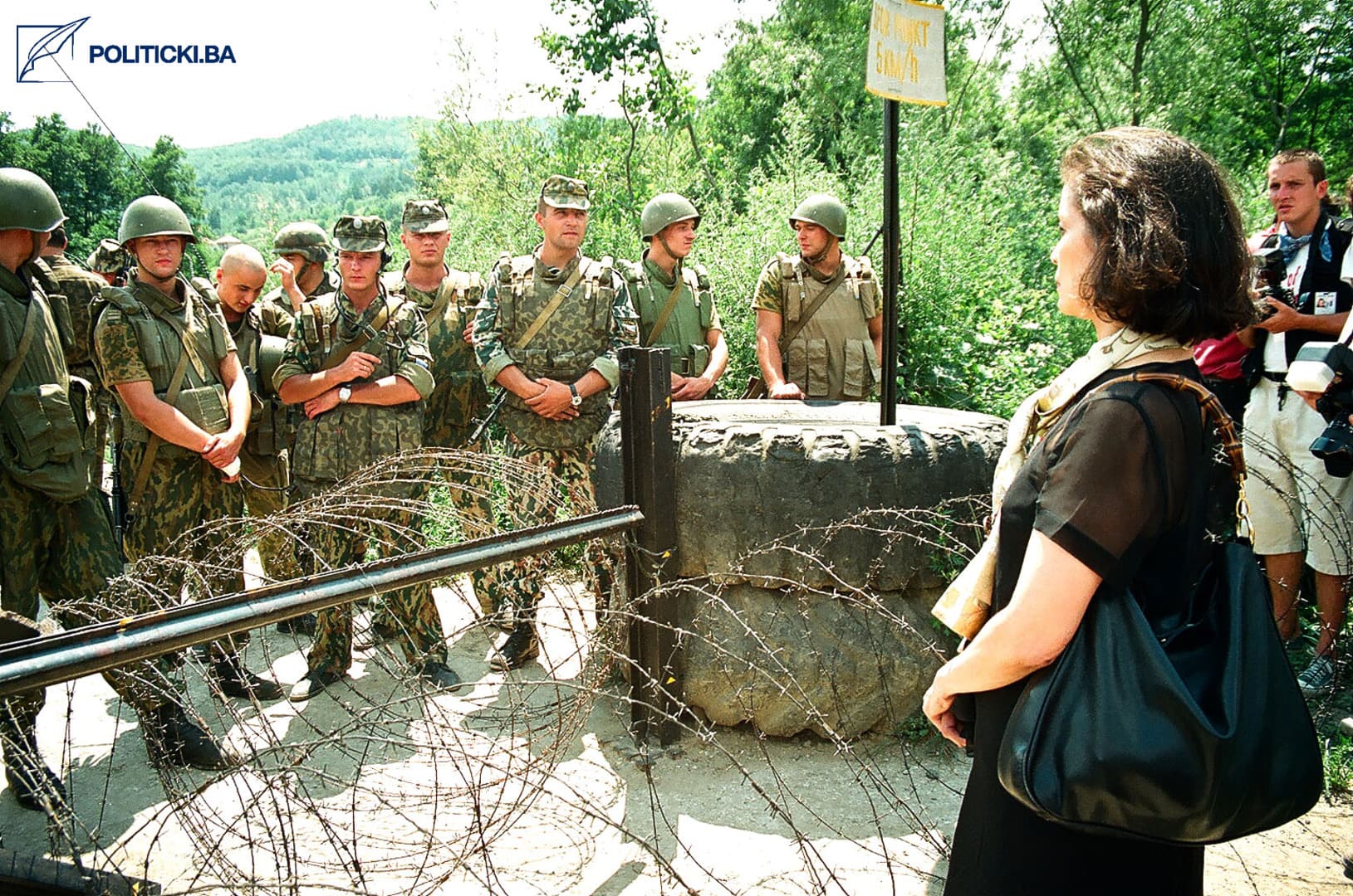 Kad te Rusi brane! - slika 2