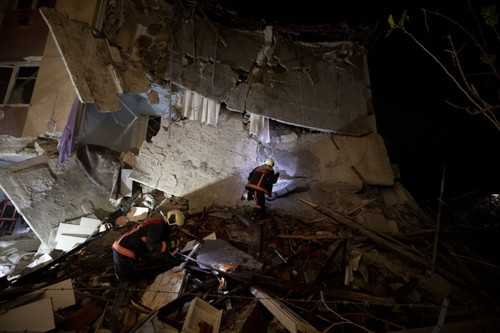 Turska: U eksploziji plina poginuli otac i kćerkica - slika 22