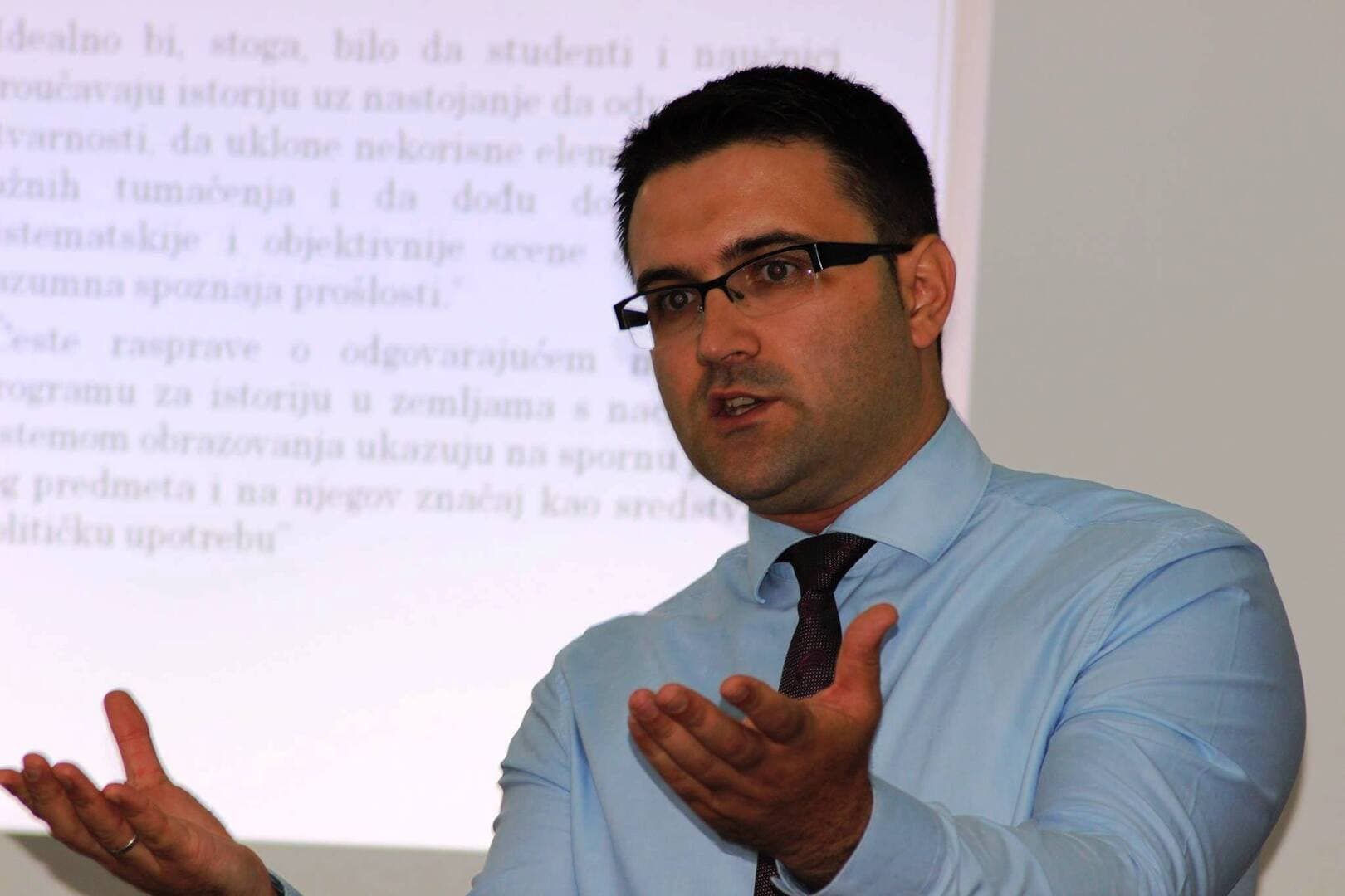 Duranović: Ne osporava se praznik. Osporava se država!  - slika 1