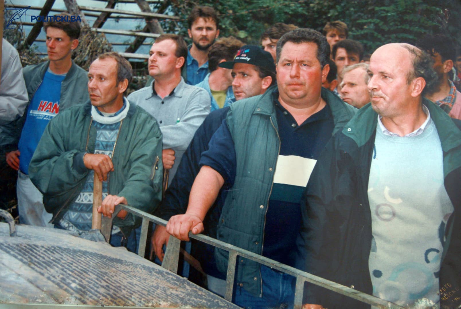Sjećamo li se Bracike? Njegov tabut kroz Kozluk je nosilo hiljade ruku - slika 4