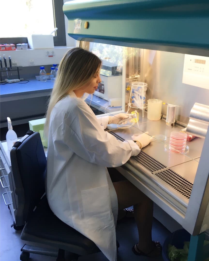 Emina Merdan: Mlade gledati kroz znanje a ne politiku - slika 1