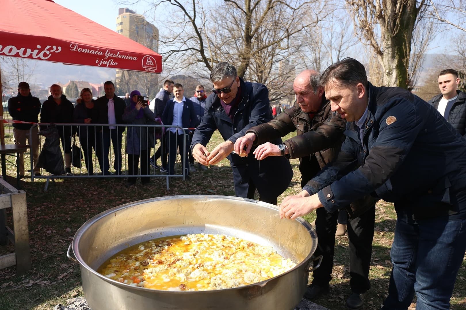 Kasumović posjetio “Čimburijadu”: Narod bez tradicije, nije narod! - slika 1