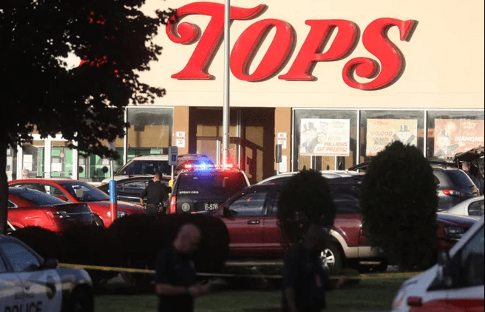 Šta znamo o napadaču iz Bafala: Prošle godine prijetio napadom na školu - slika 1