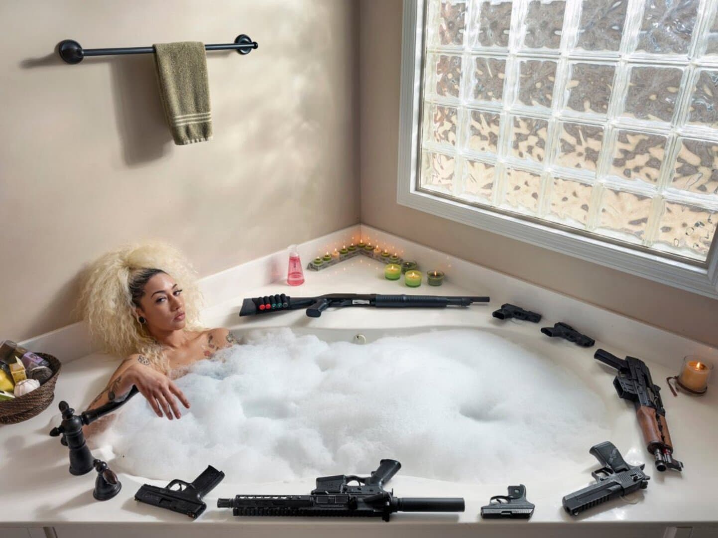 Amerikanci gaje kult oružja. Više pištolja nego stanovnika - slika 1