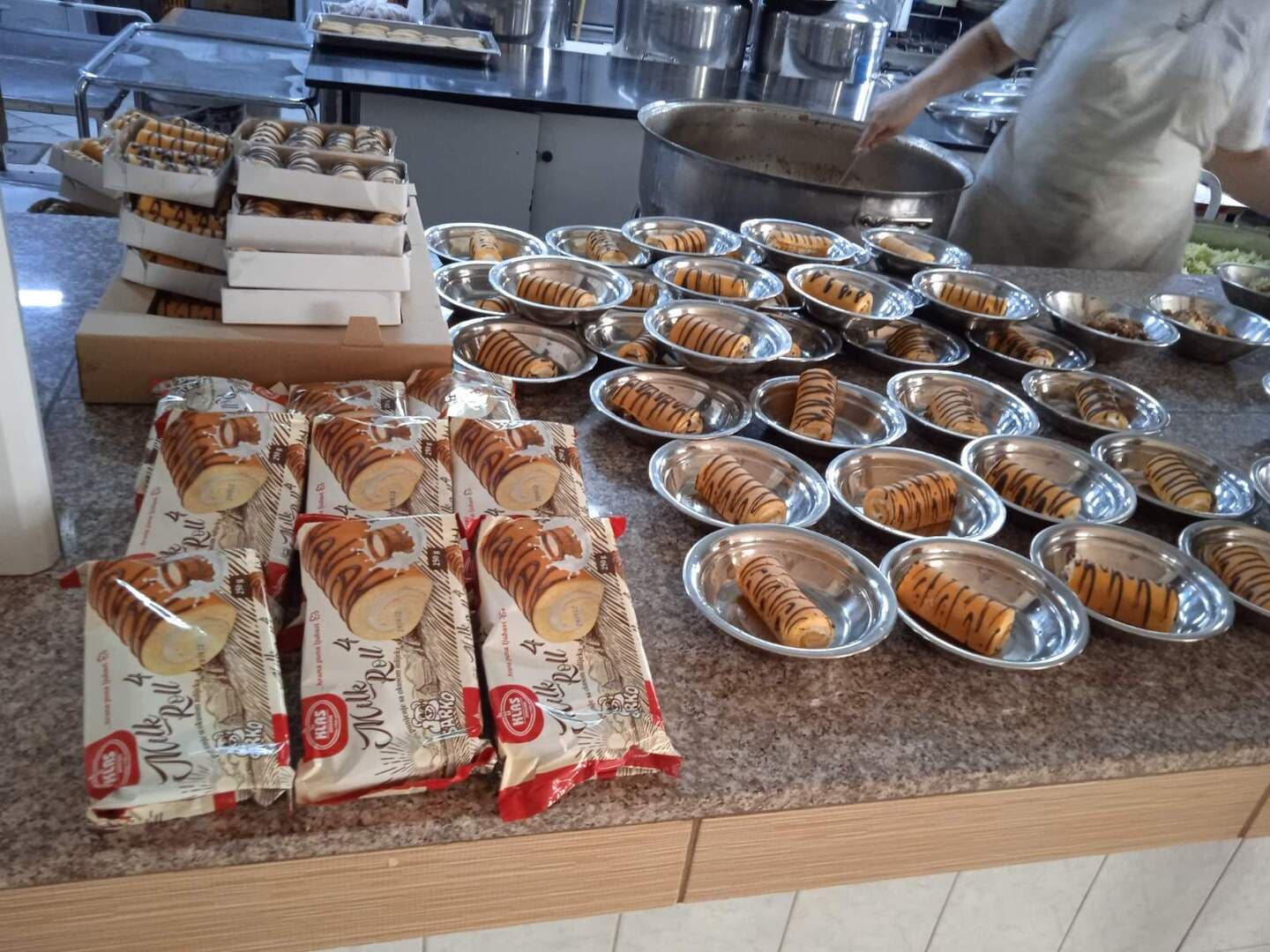 Klas donirao značajne količine Sarko rolata socijalno ugroženim stanovnicima - slika 1