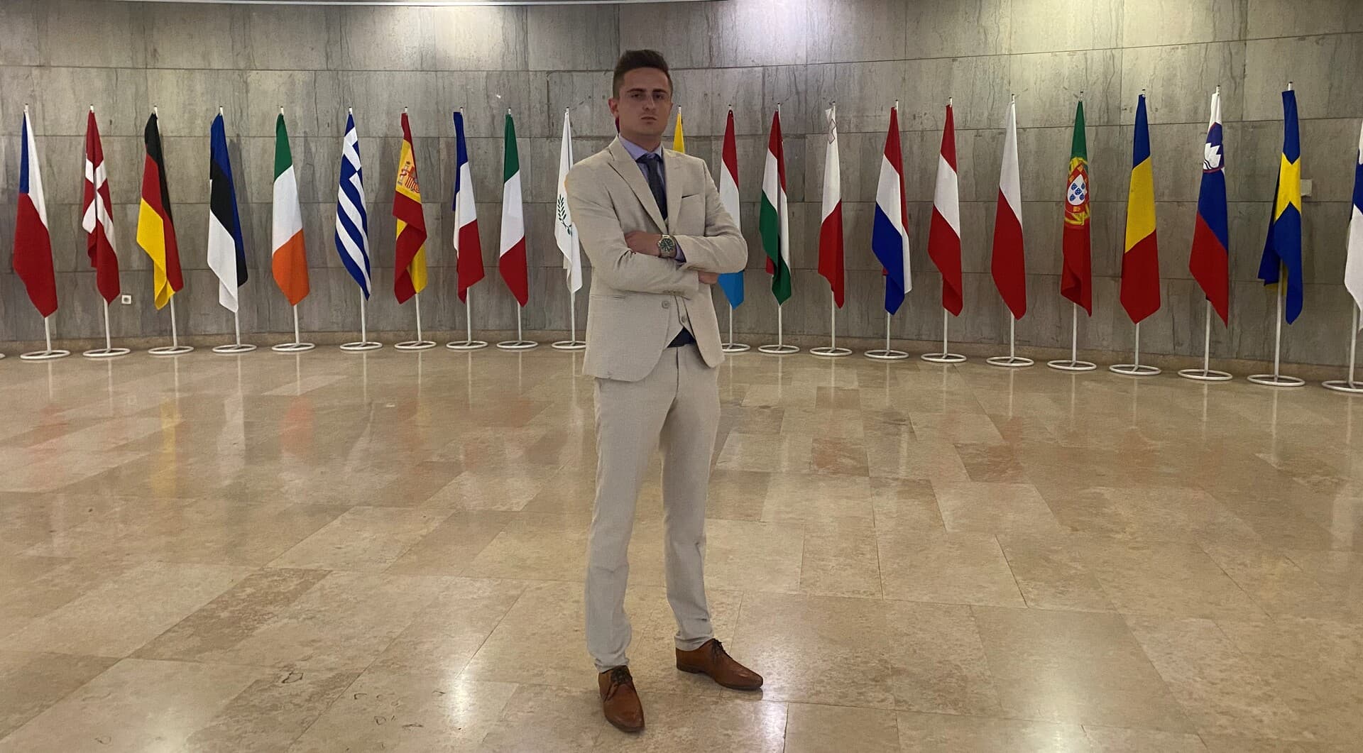 Azur Jogunčić: Vrijeme je za mlade ljude u politici - slika 1