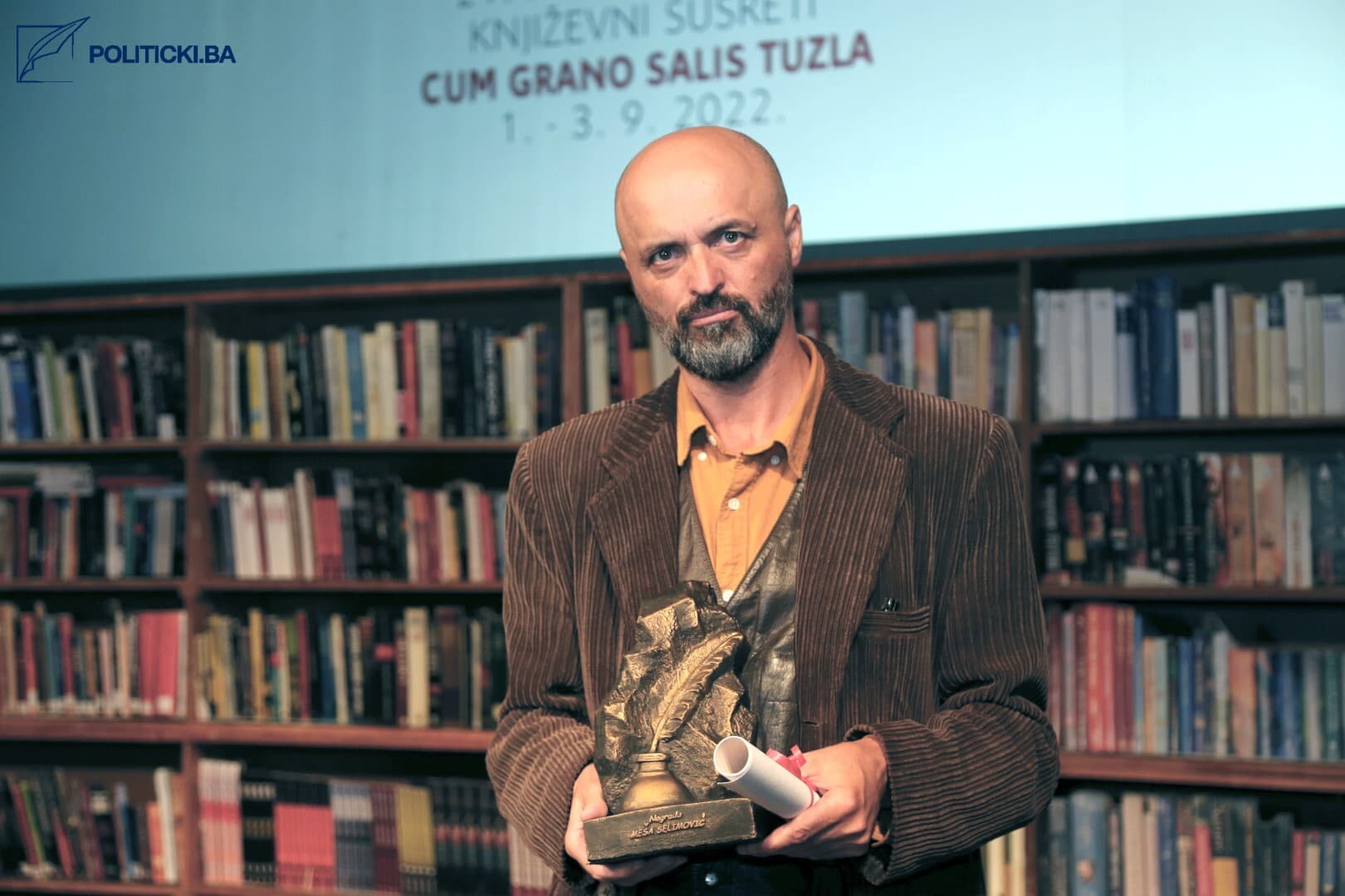 Nagrada "Meša Selimović" pripala romanu „Okretište“ Damira Karakaša - slika 1