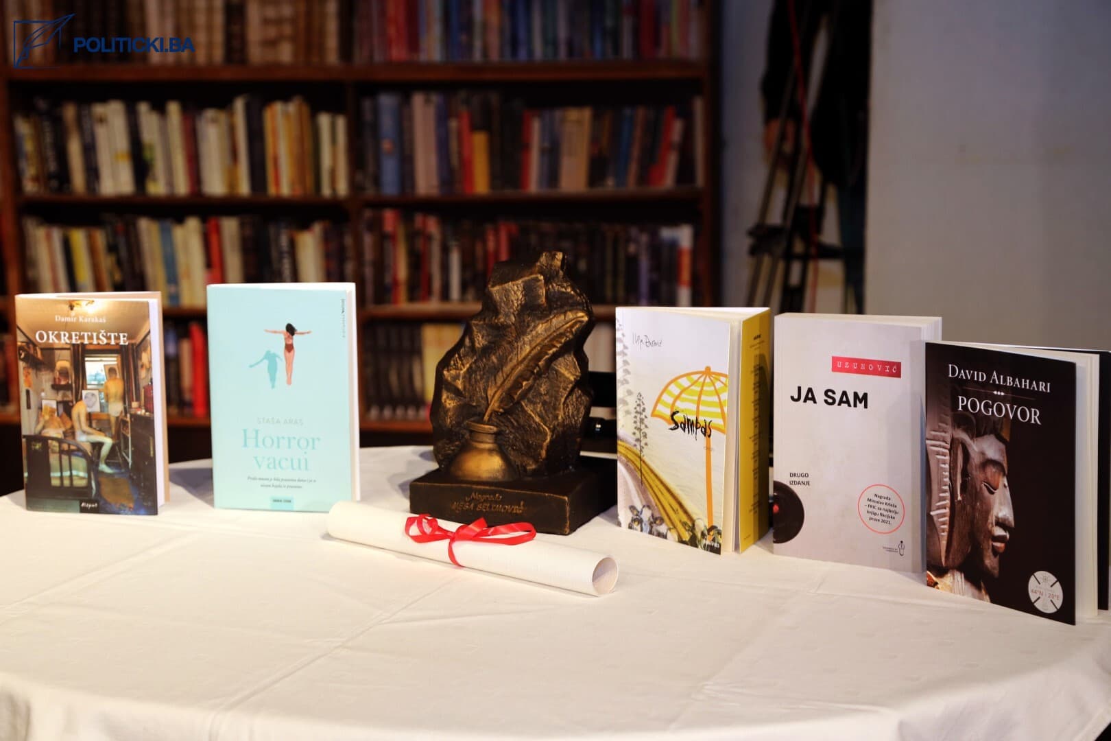 Nagrada "Meša Selimović" pripala romanu „Okretište“ Damira Karakaša - slika 2