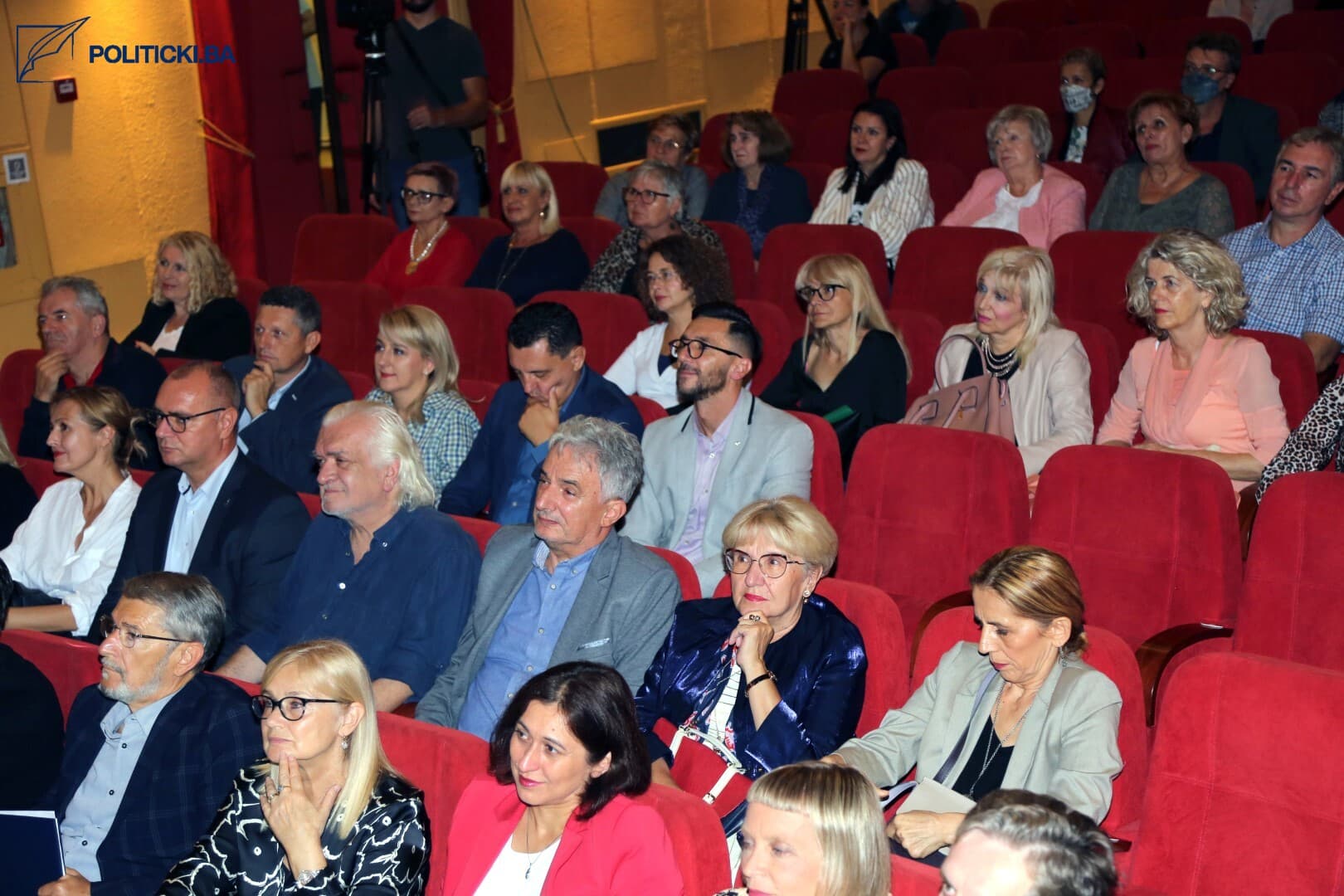 Nagrada "Meša Selimović" pripala romanu „Okretište“ Damira Karakaša - slika 6