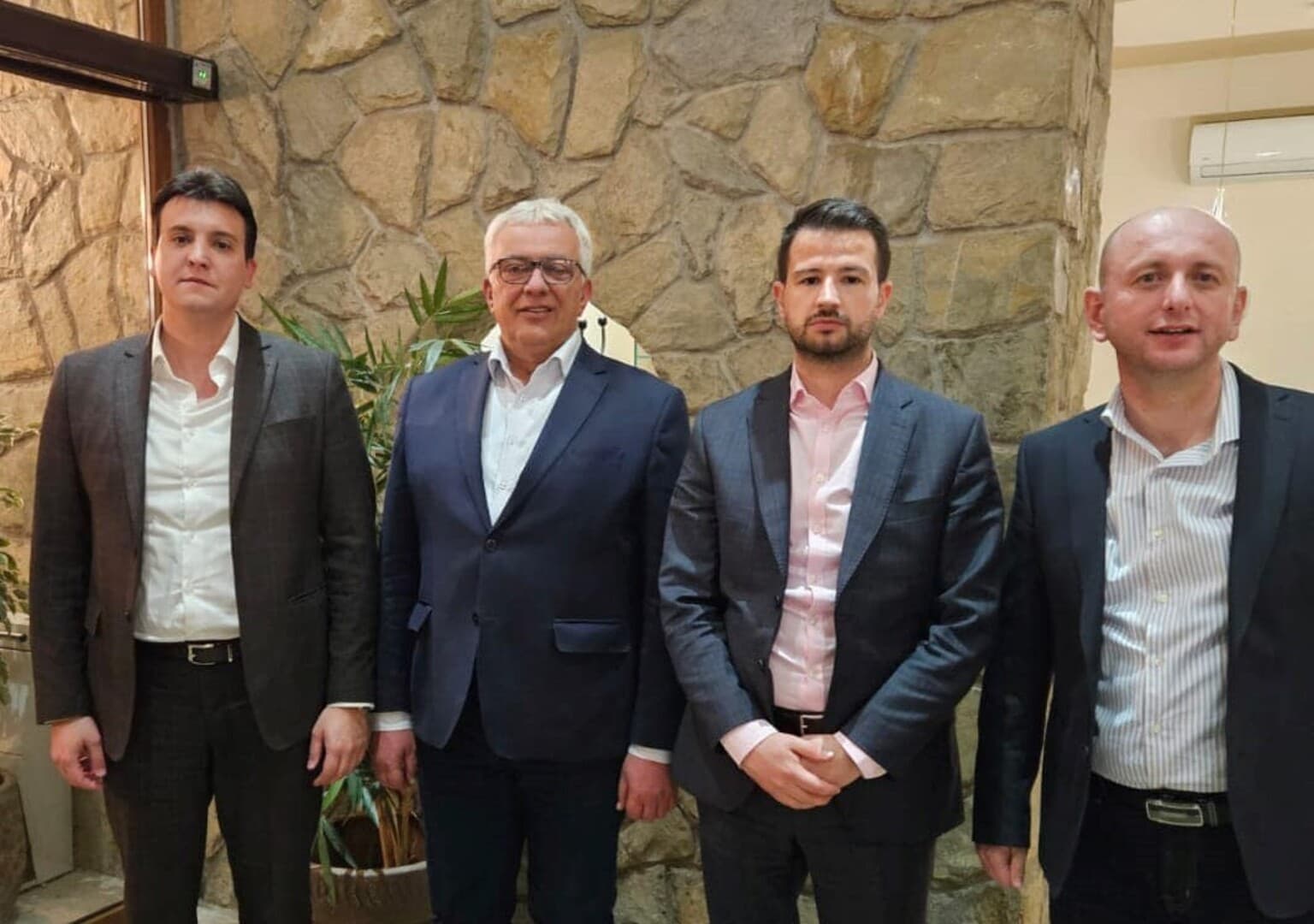 Četnički unuci i praunuci okupljeni oko Jakova Milatovića "studenta sa Harvarda" - slika 1