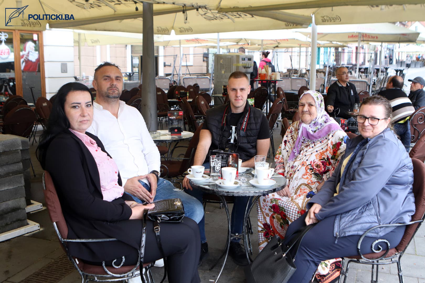 Nana Fata ide na hadž: "Čini mi se preletila bih do Ćabe"  - slika 4