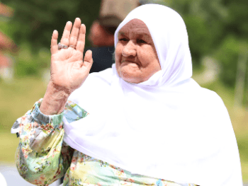 Nana Fata Orlović ispraćena na hadž