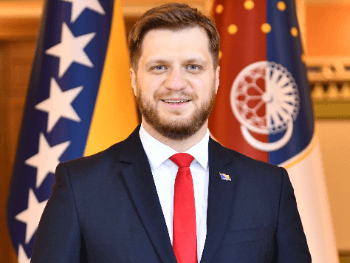 Čengić:  Ne vidim razlog niti potrebu za rekonstrukcijama Vlade KS