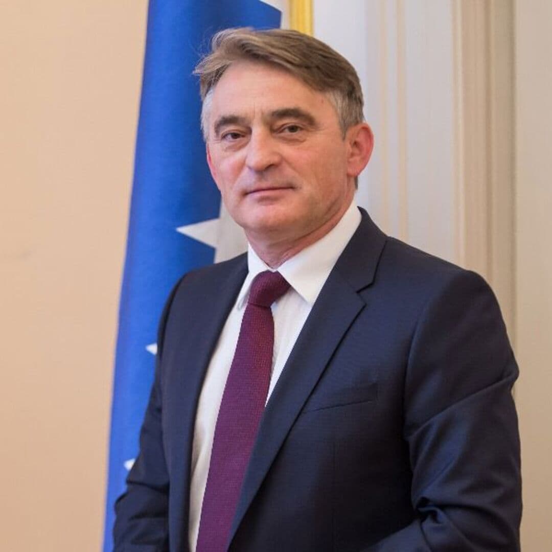 Komšić: Schmidt se u BiH ponaša kao slon u staklarnici. Namjere su mu loše! - slika 1