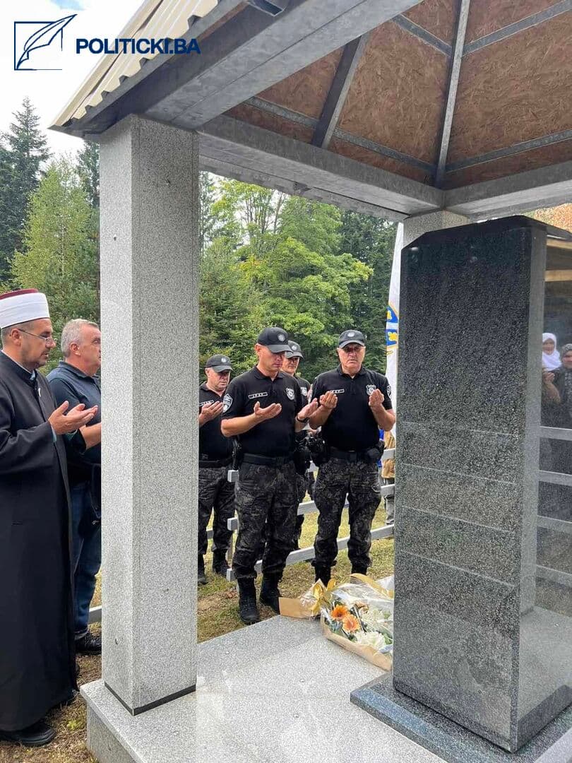 Godišnjica pogibije Fadila Turkovića policijskog heroja iz Vlasenice - slika 7