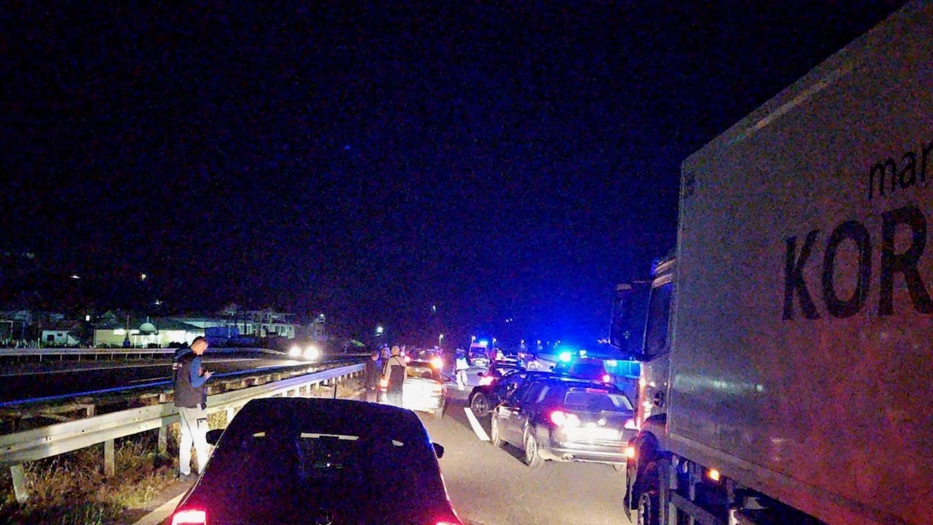 U prekidu saobraćaj na autoputu Sarajevo - Zenica - slika 1