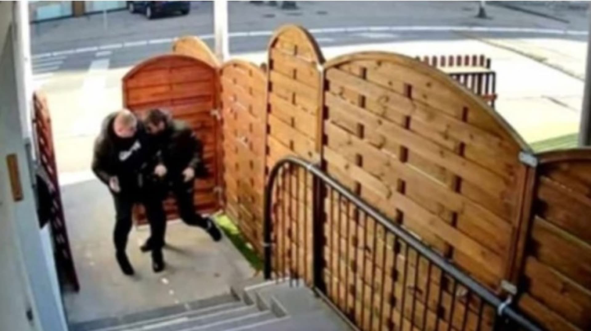 Policija tereti Begića da je prebio Suvaru - slika 1