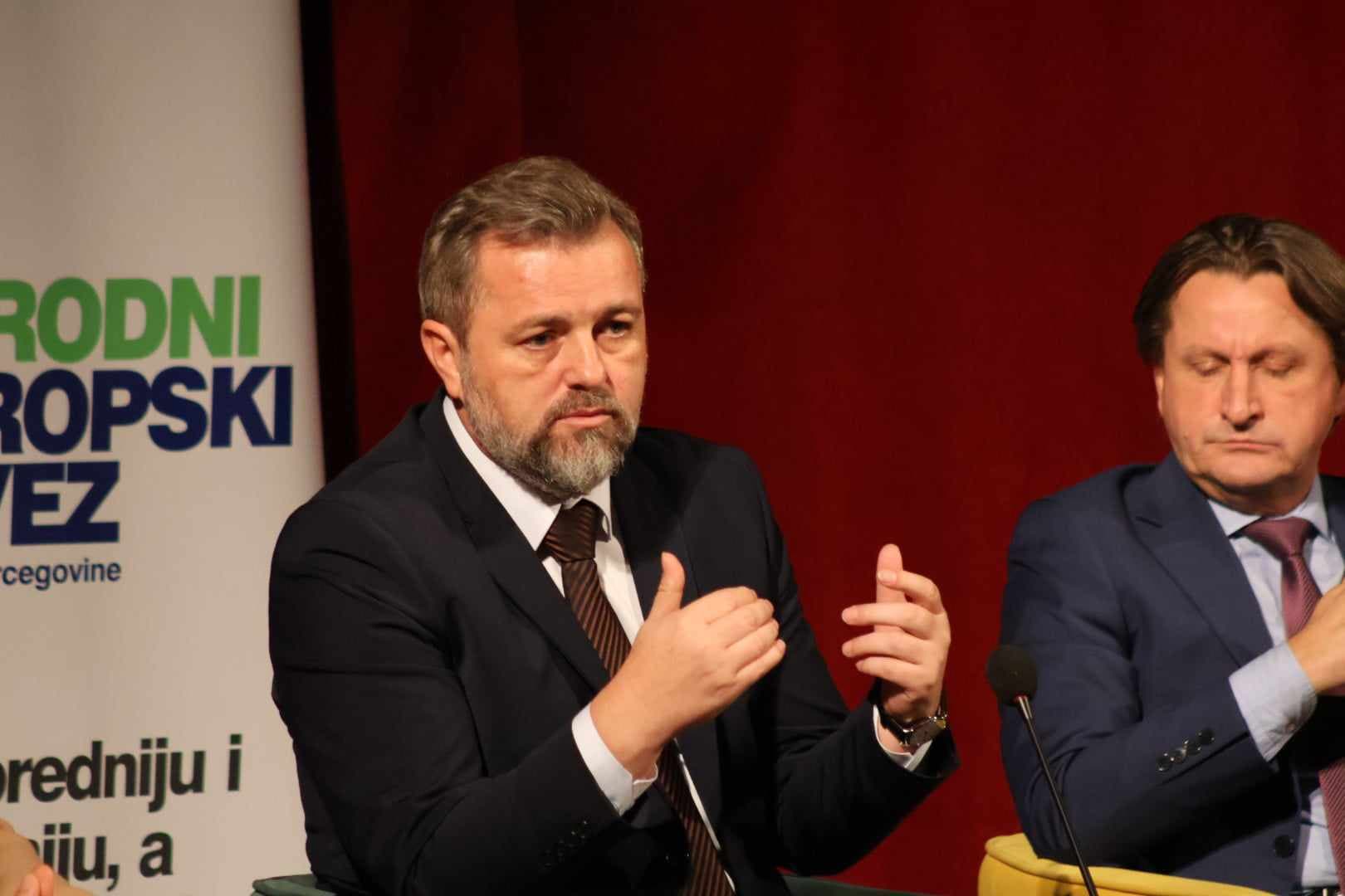 Ogrešević: Između smo dvije krajnosti - evropskog puta i rata - slika 1