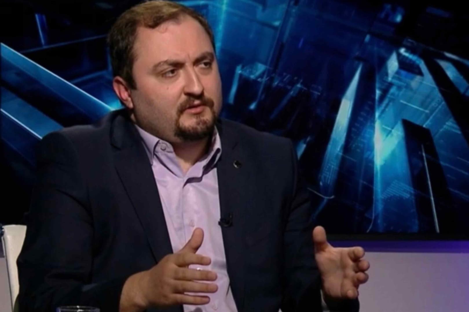 "Ako hoće da ih Dodik shvati ozbiljno, Amerikanci će mu morati ostaviti 'glavu mrtvog konja'" - slika 1