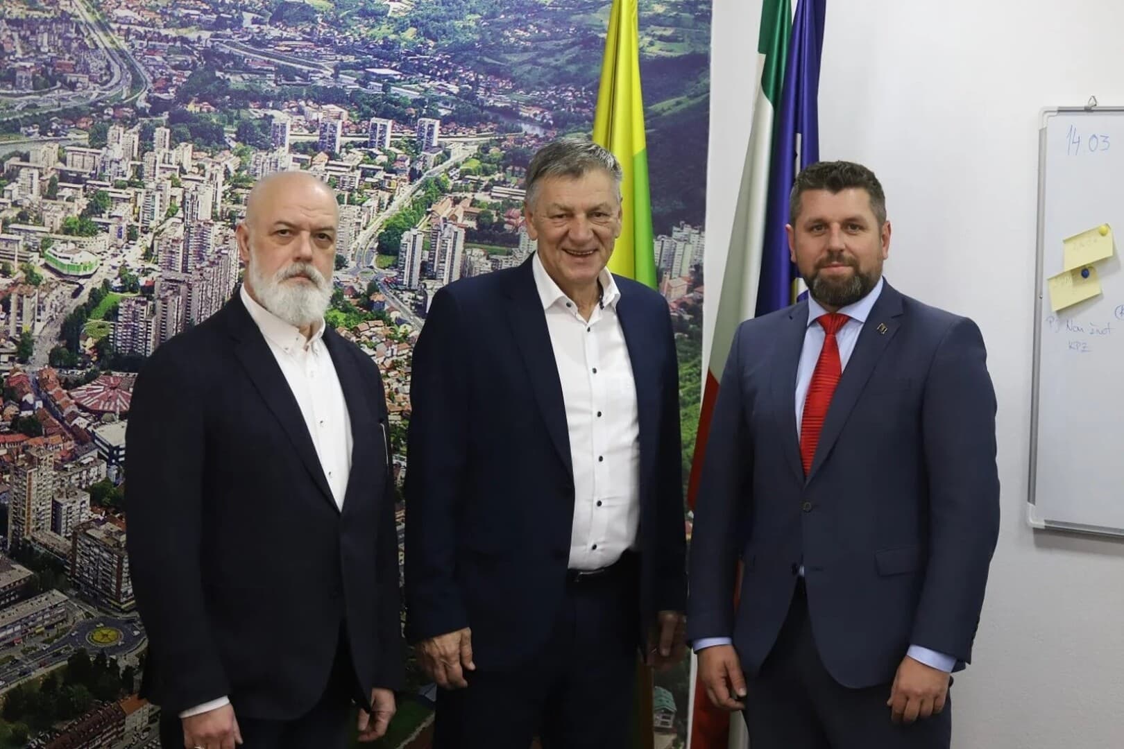 Kasumović najavljuje stratešku i veliku pomoć povratnicima u Rs - slika 1