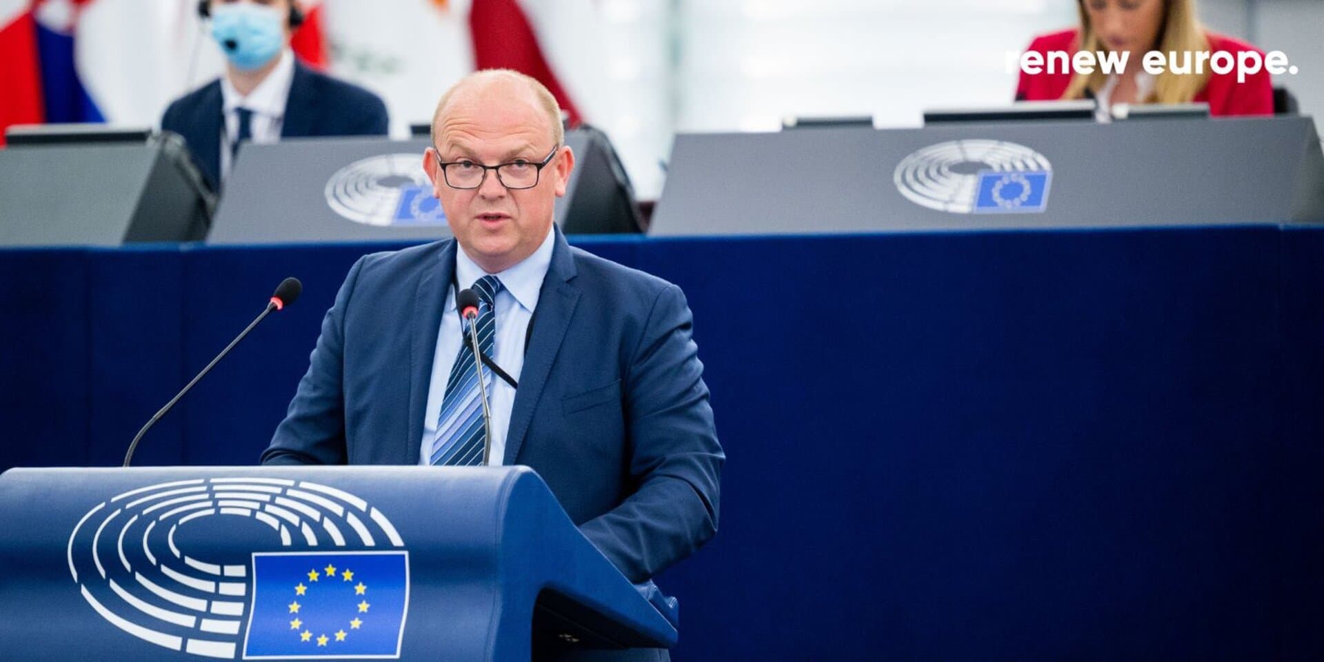 Grošelj: Sve je manje strpljenja u EU prema Dodiku. Ali i Schmidtu! - slika 1