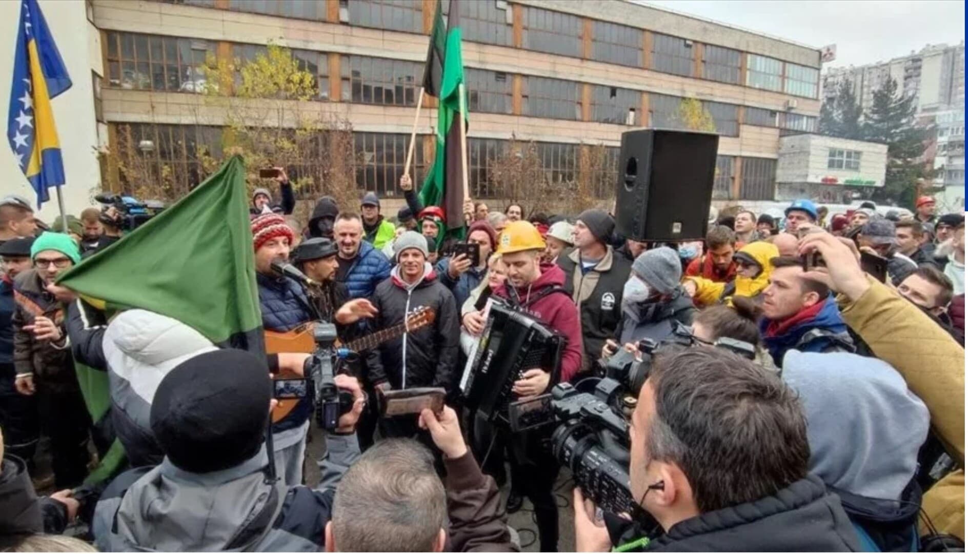 Rudari su ponovo na ulicama i demonstriraju. Političari su… - slika 1