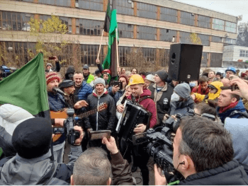 Rudari su ponovo na ulicama i demonstriraju. Političari su…