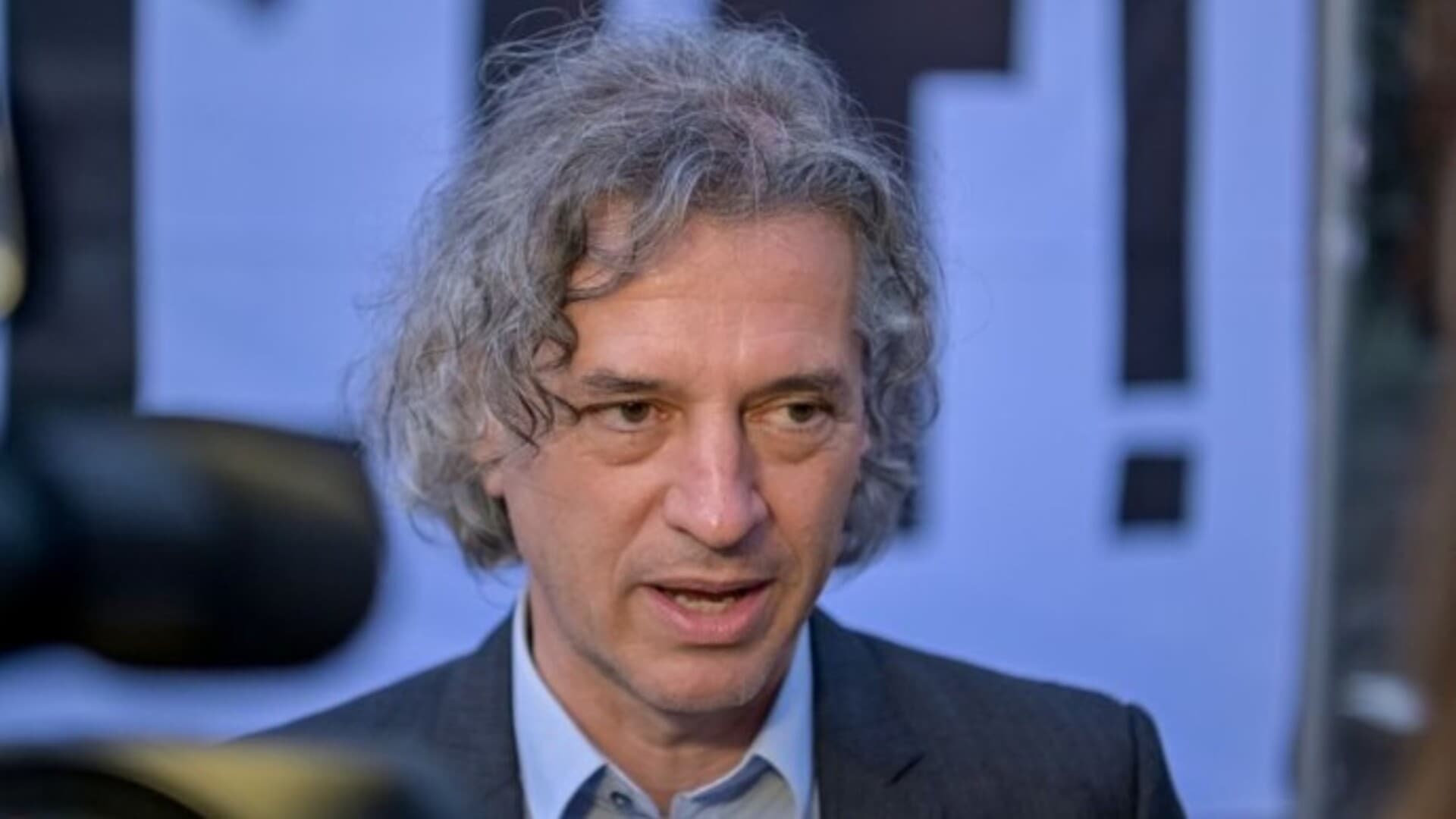 Golob: Vučićevi krajnje uvredljivi izrazi ne dolikuju predsjednicima država - slika 1