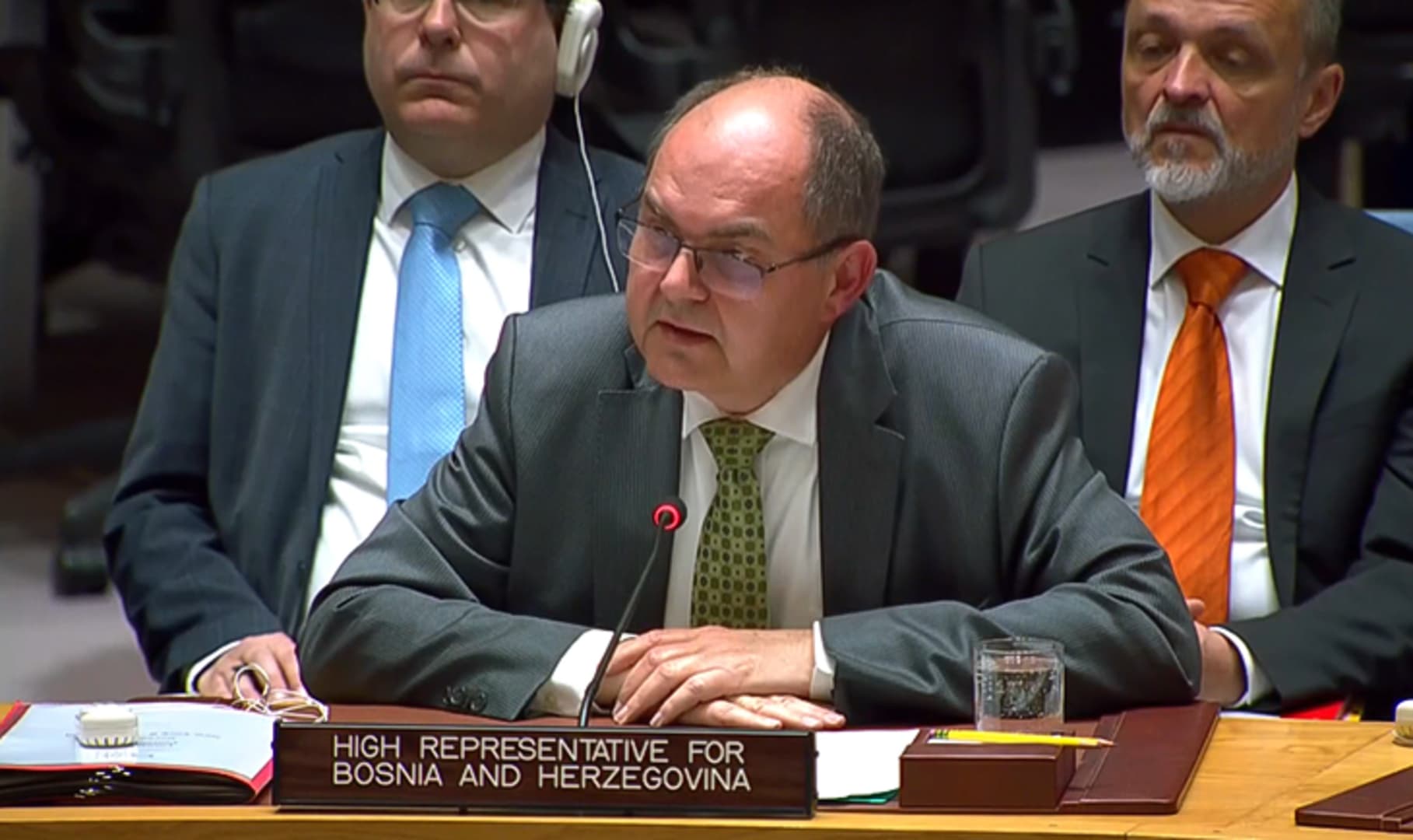 Schmidt: Ugrožena je i sam opstanak BiH! - slika 1