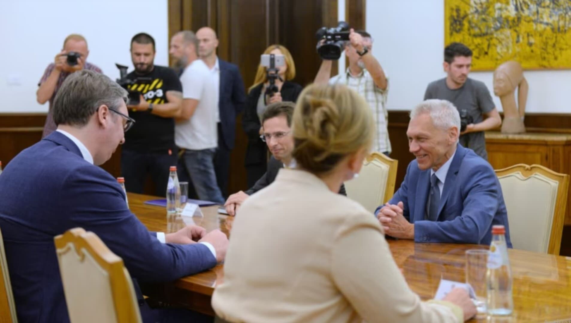 Dan nakon Ukrajine: Vučić se sastao sa ruskim ambasadorom u Srbiji - slika 1