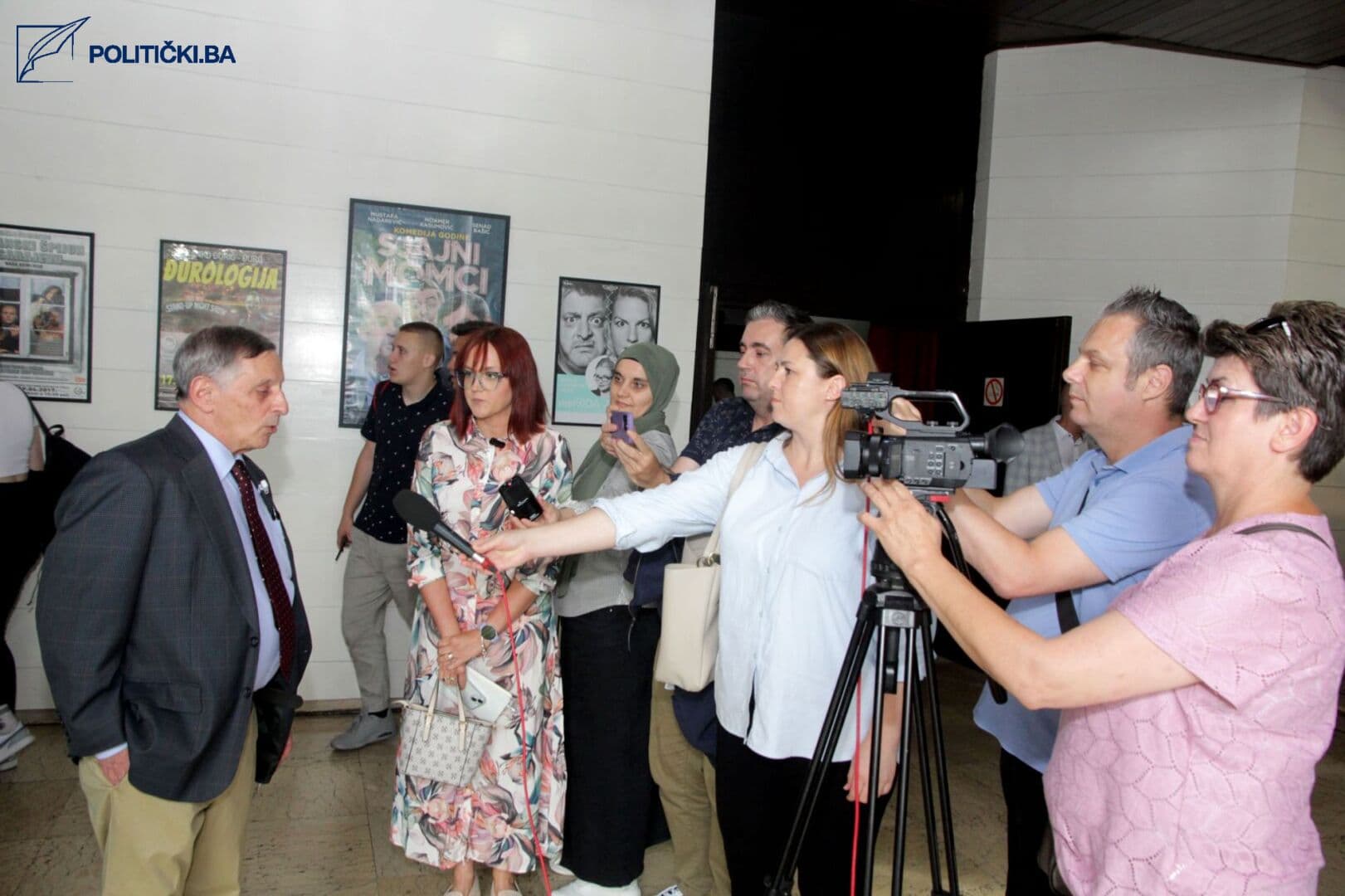 Roy Gutman u Tuzli – emotivni susret sa akterima događaja o kojima je u ratu pisao - slika 6