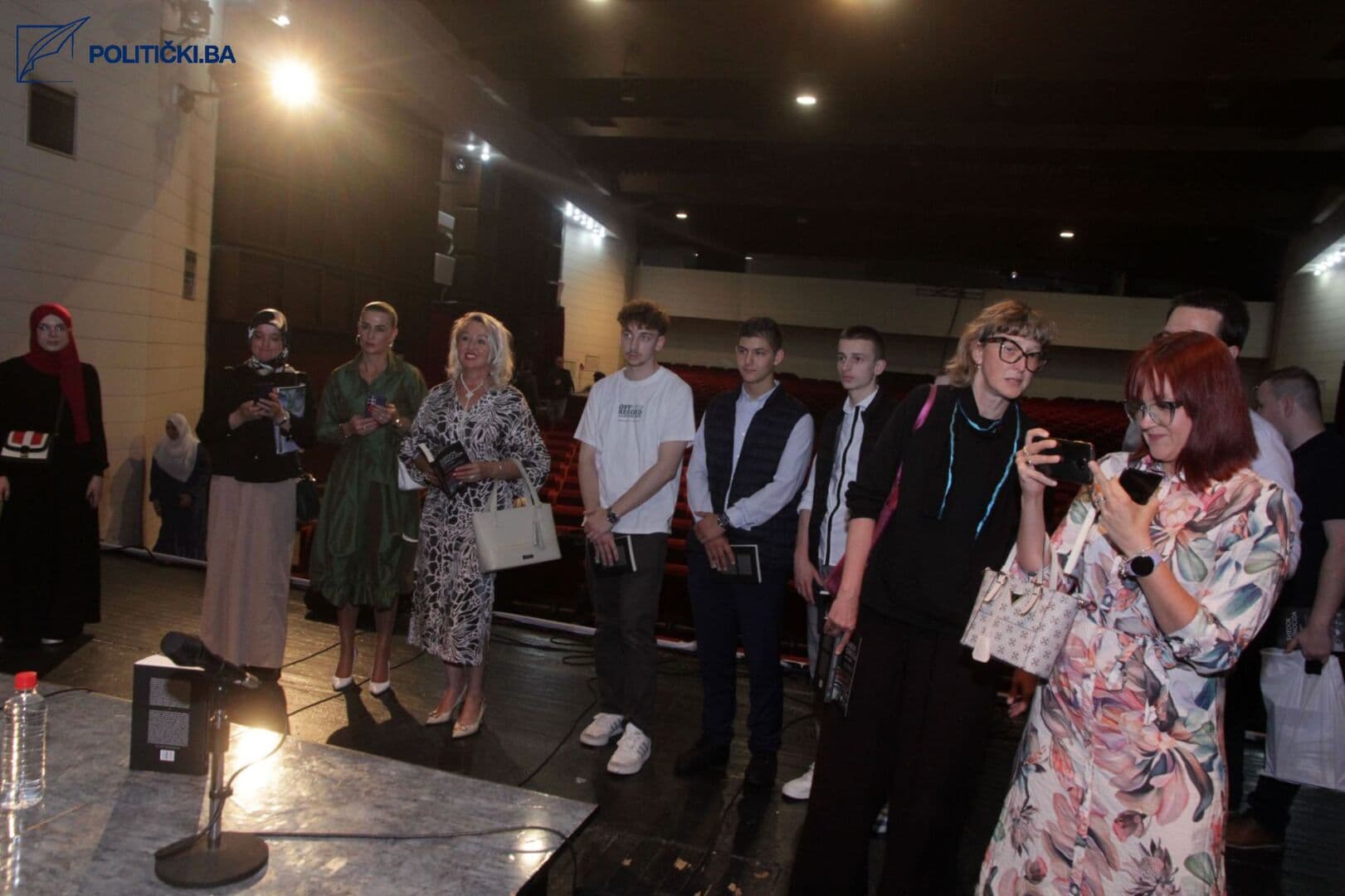 Roy Gutman u Tuzli – emotivni susret sa akterima događaja o kojima je u ratu pisao - slika 3