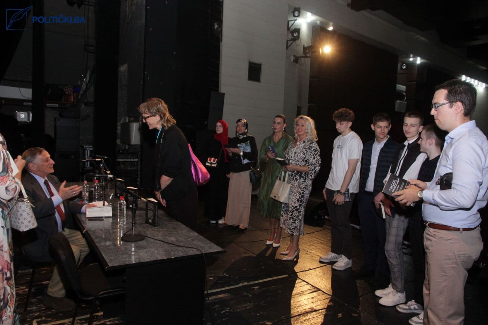 Roy Gutman u Tuzli – emotivni susret sa akterima događaja o kojima je u ratu pisao - slika 9