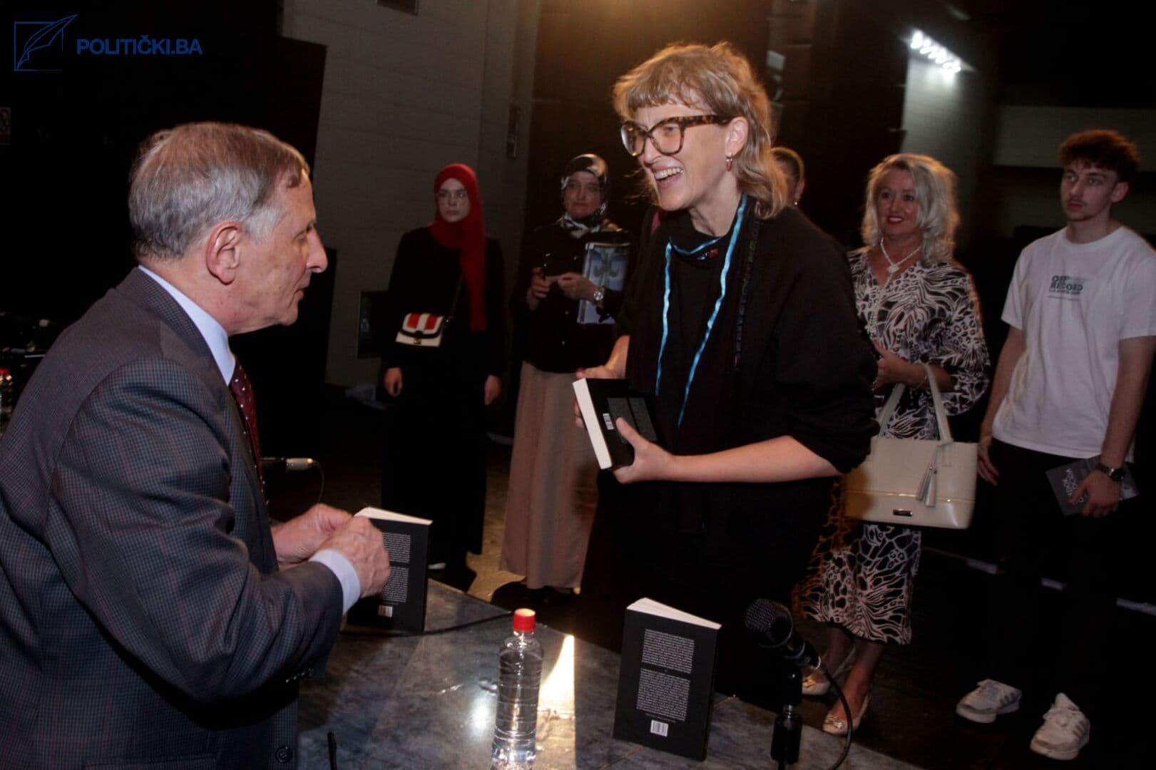 Roy Gutman u Tuzli – emotivni susret sa akterima događaja o kojima je u ratu pisao - slika 14