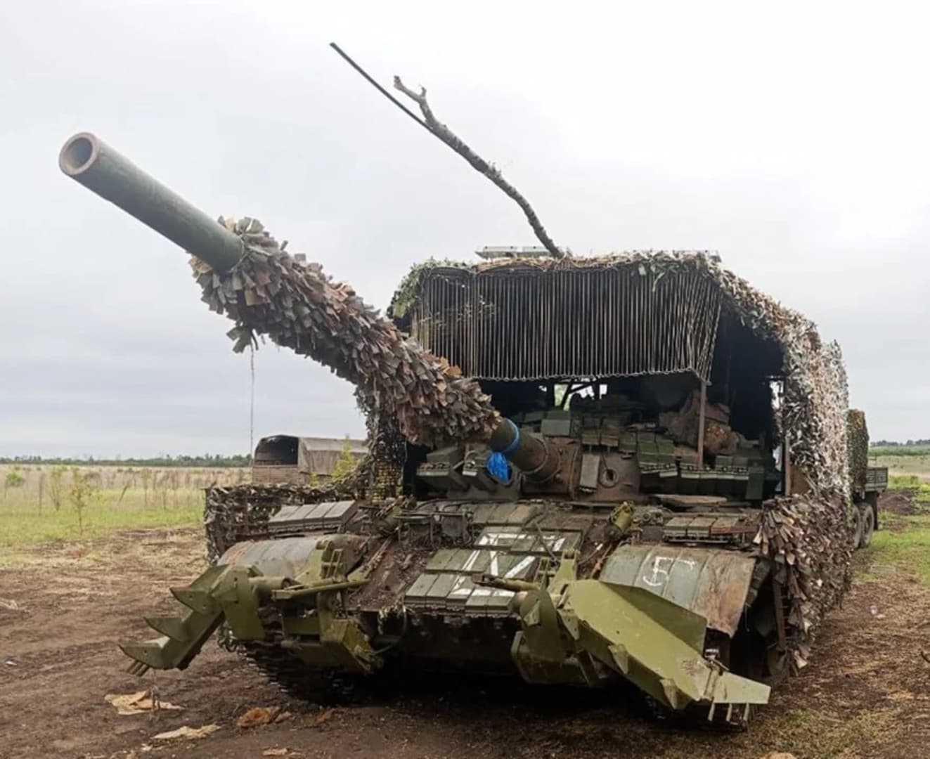 Rusi u očaju od ukrajinskih dronova pribjegli smiješnoj taktici - slika 4