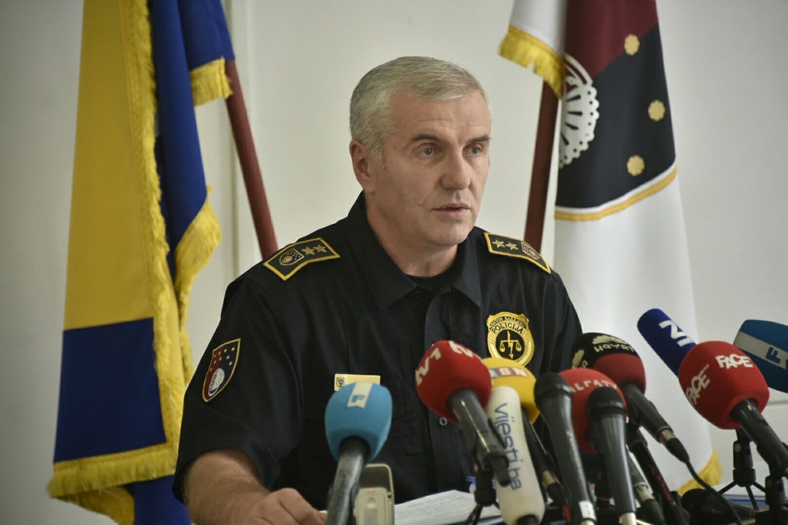 Komesar Kantona Sarajevo Vahid Ćosić smijenjen nezakonito - slika 1