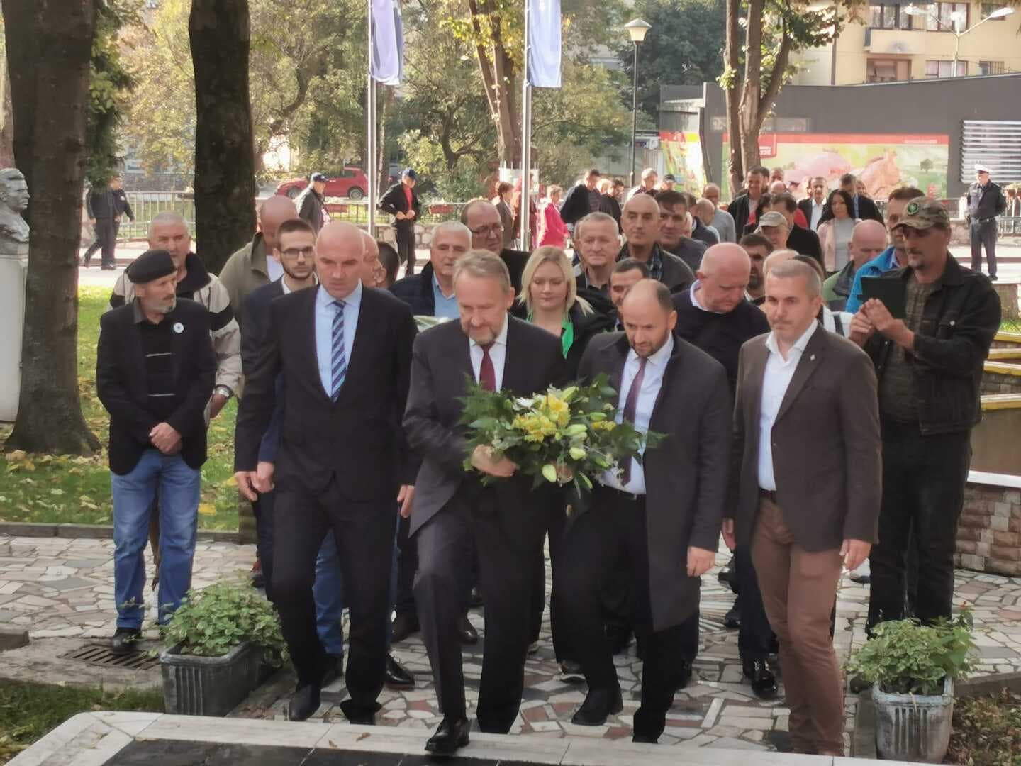 Izetbegović u TK: Osvojili smo 53.000 glasova više od Trojke - slika 3