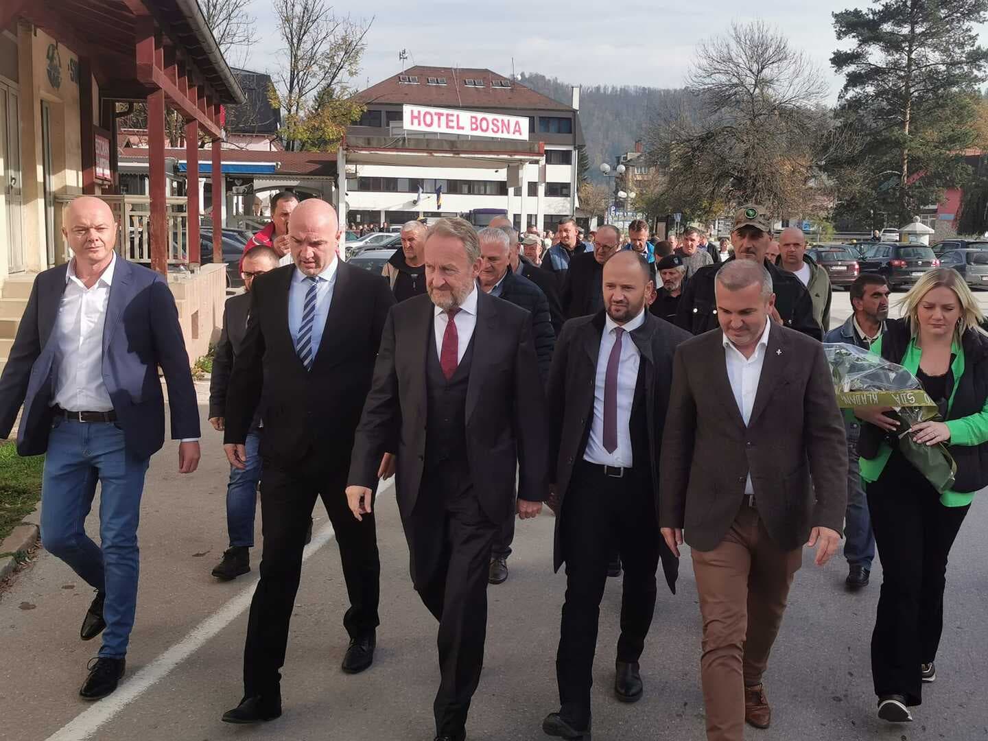 Izetbegović u TK: Osvojili smo 53.000 glasova više od Trojke - slika 4