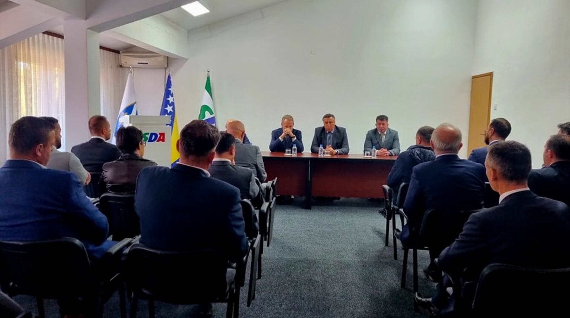 Izetbegović: SDA je najjača - slika 2